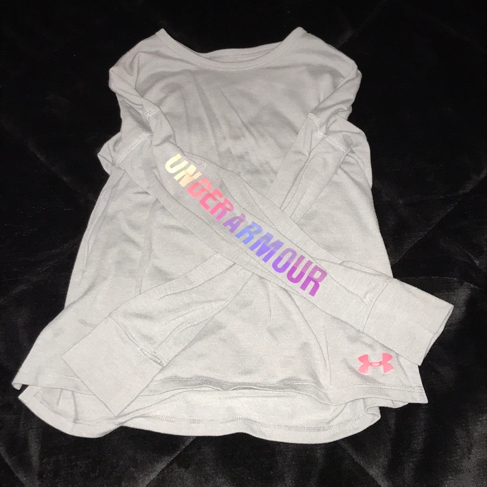 Grey UnderArmour long sleeve tee